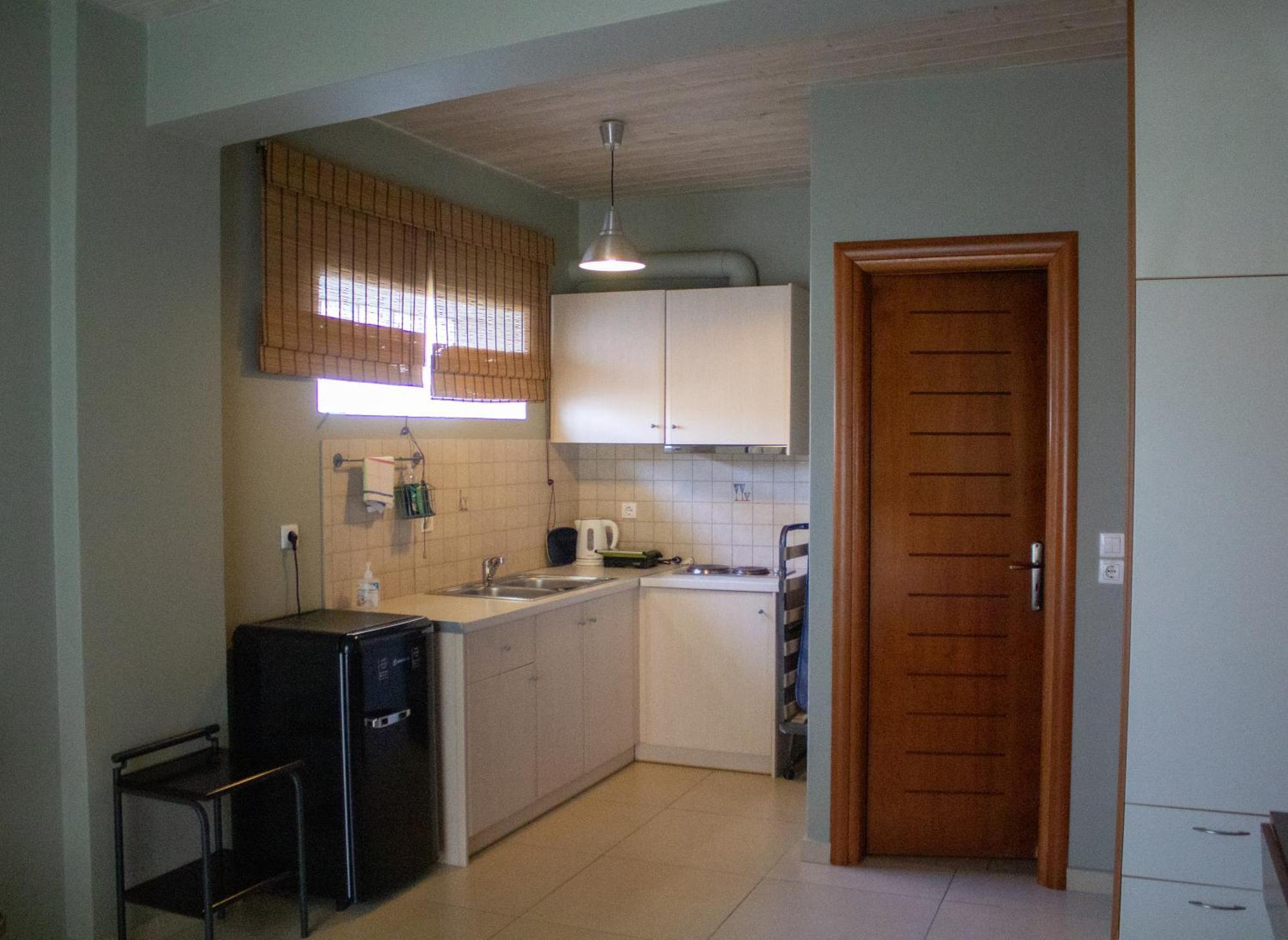 Kritamos Apartments Kardamyli Exterior photo